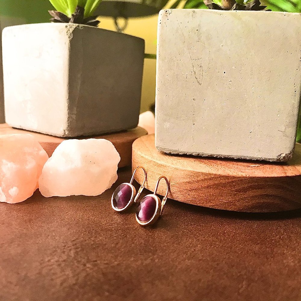 -Wine Tinted Reflective Crystal Earrings